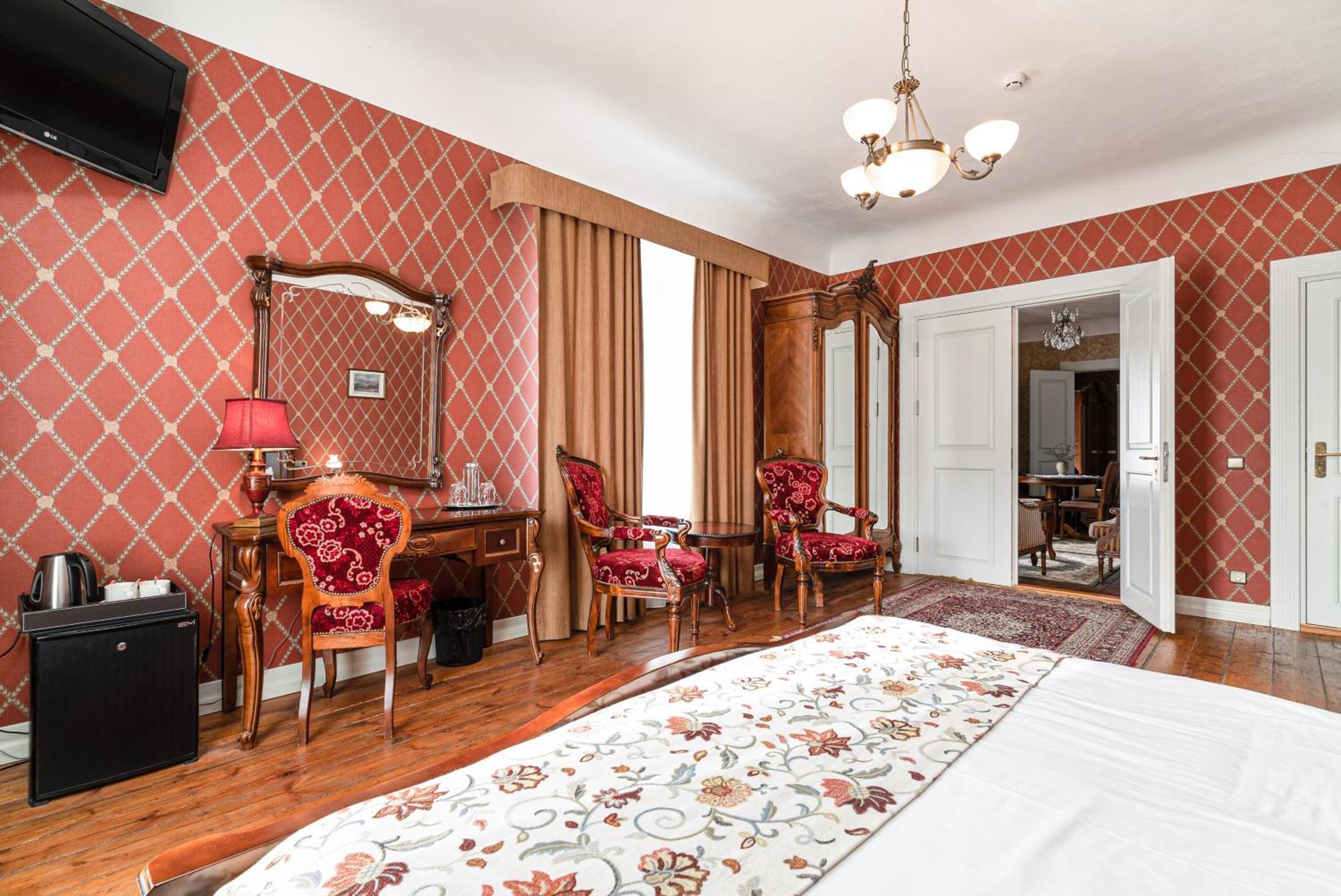Padise Manor Grand Estate & Spa - Exclusive Event Venue (Adults Only) Ngoại thất bức ảnh